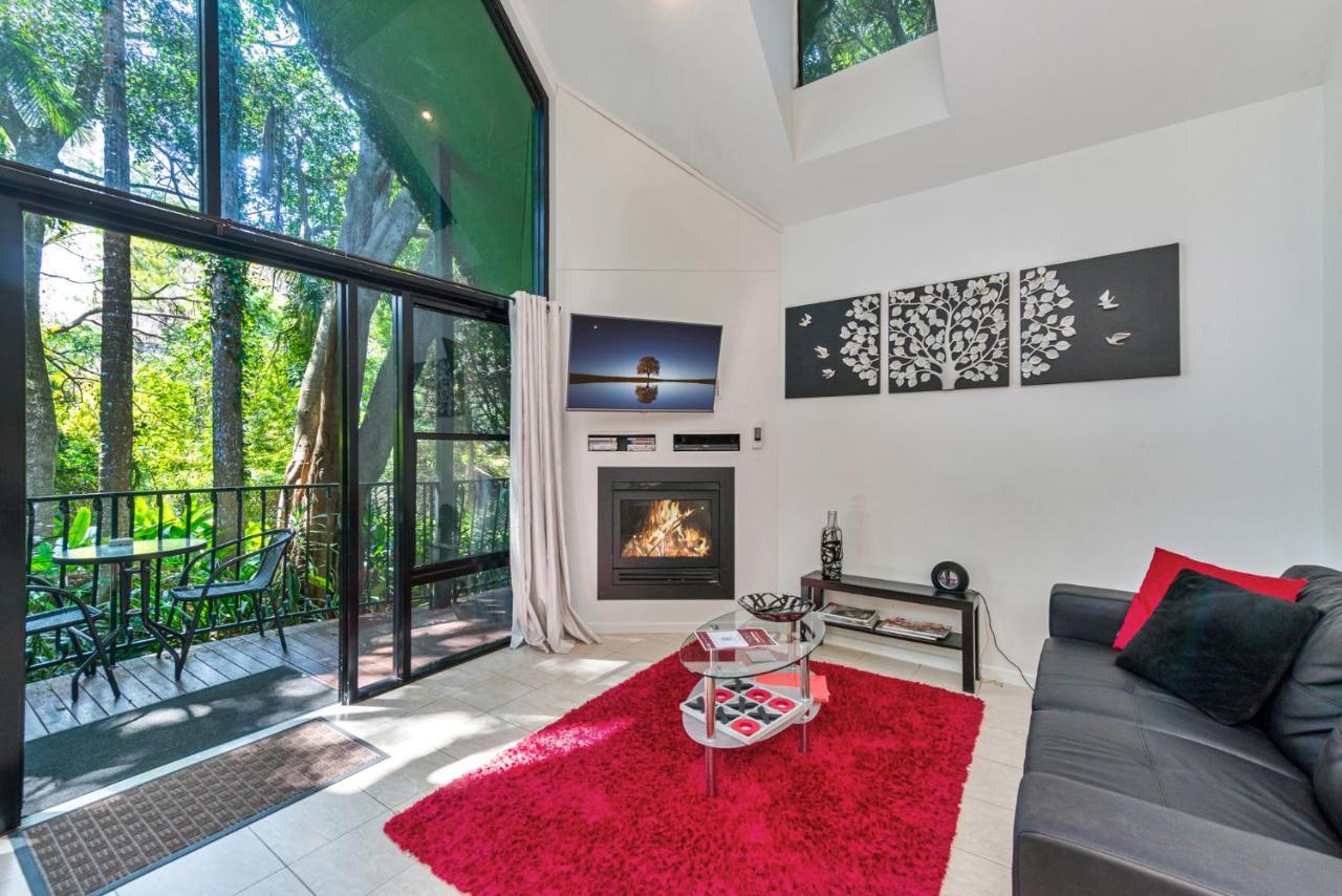 Chalet On Gallery Walk - King Bed, Spa, Fireplace, Wifi & Netflix, Linger A While Mount Tamborine Εξωτερικό φωτογραφία