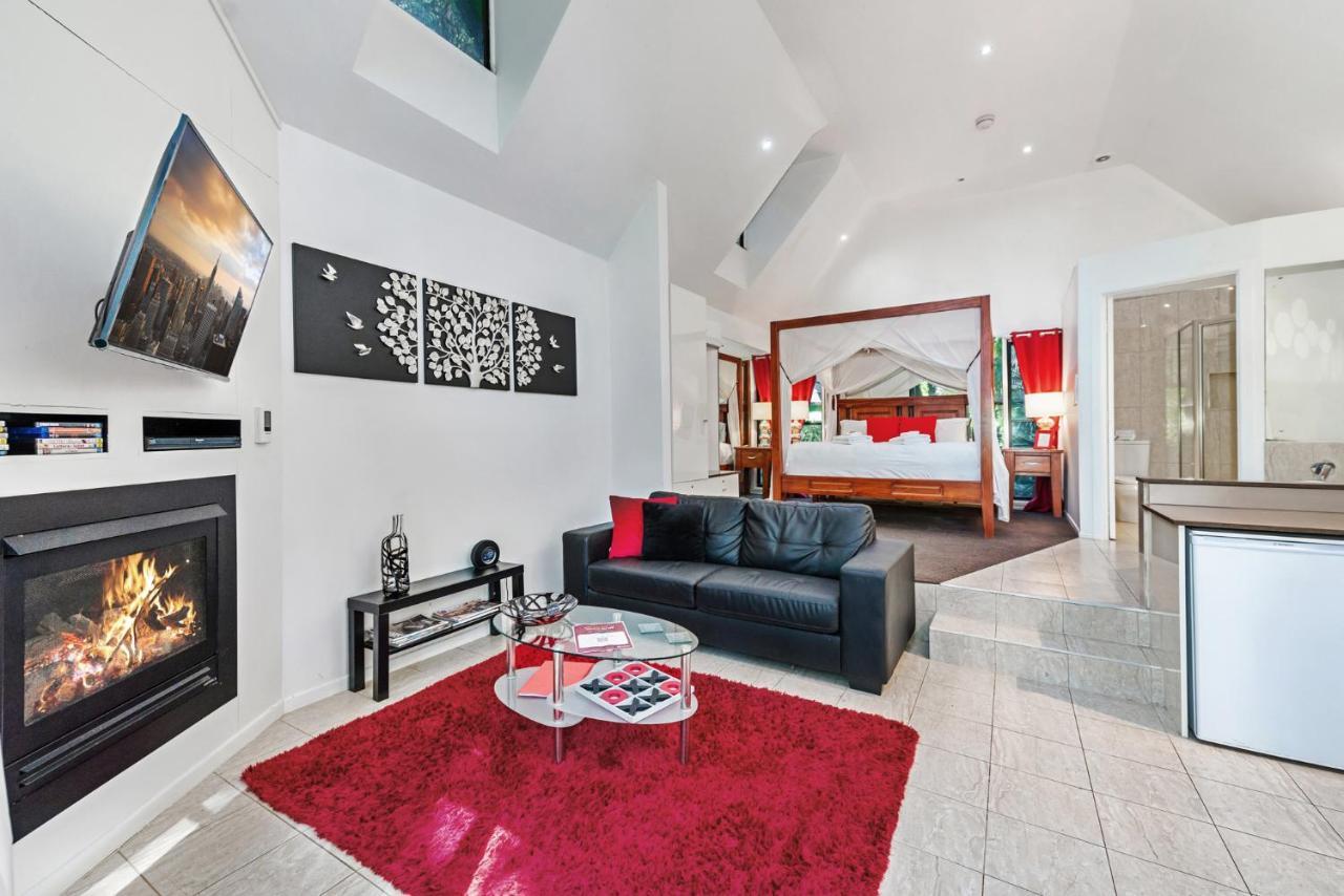 Chalet On Gallery Walk - King Bed, Spa, Fireplace, Wifi & Netflix, Linger A While Mount Tamborine Εξωτερικό φωτογραφία