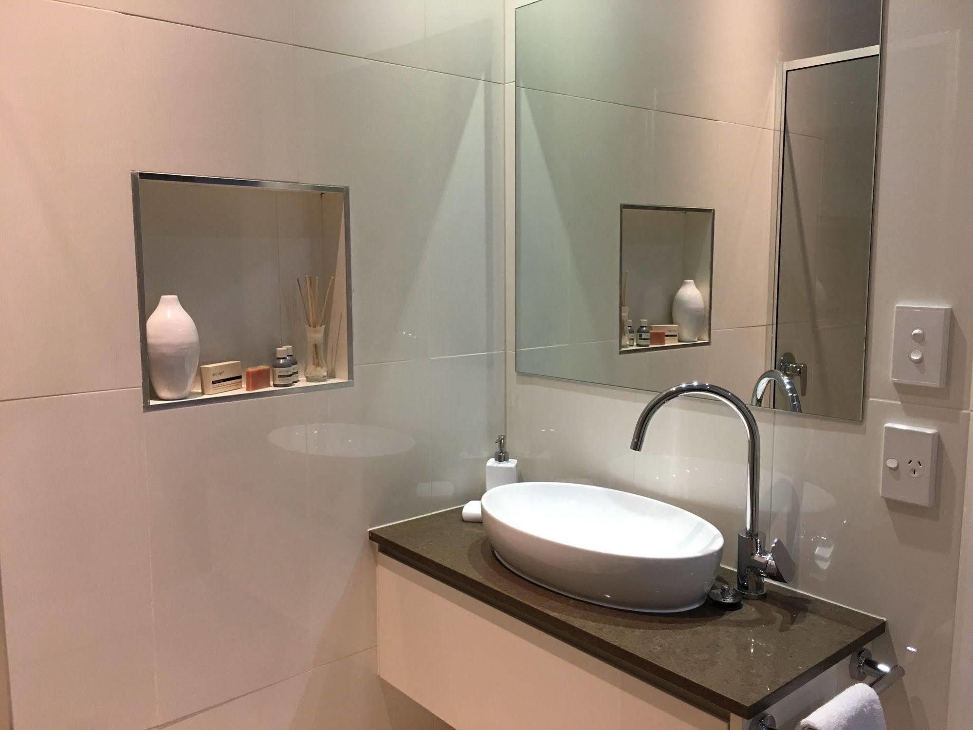 Chalet On Gallery Walk - King Bed, Spa, Fireplace, Wifi & Netflix, Linger A While Mount Tamborine Εξωτερικό φωτογραφία