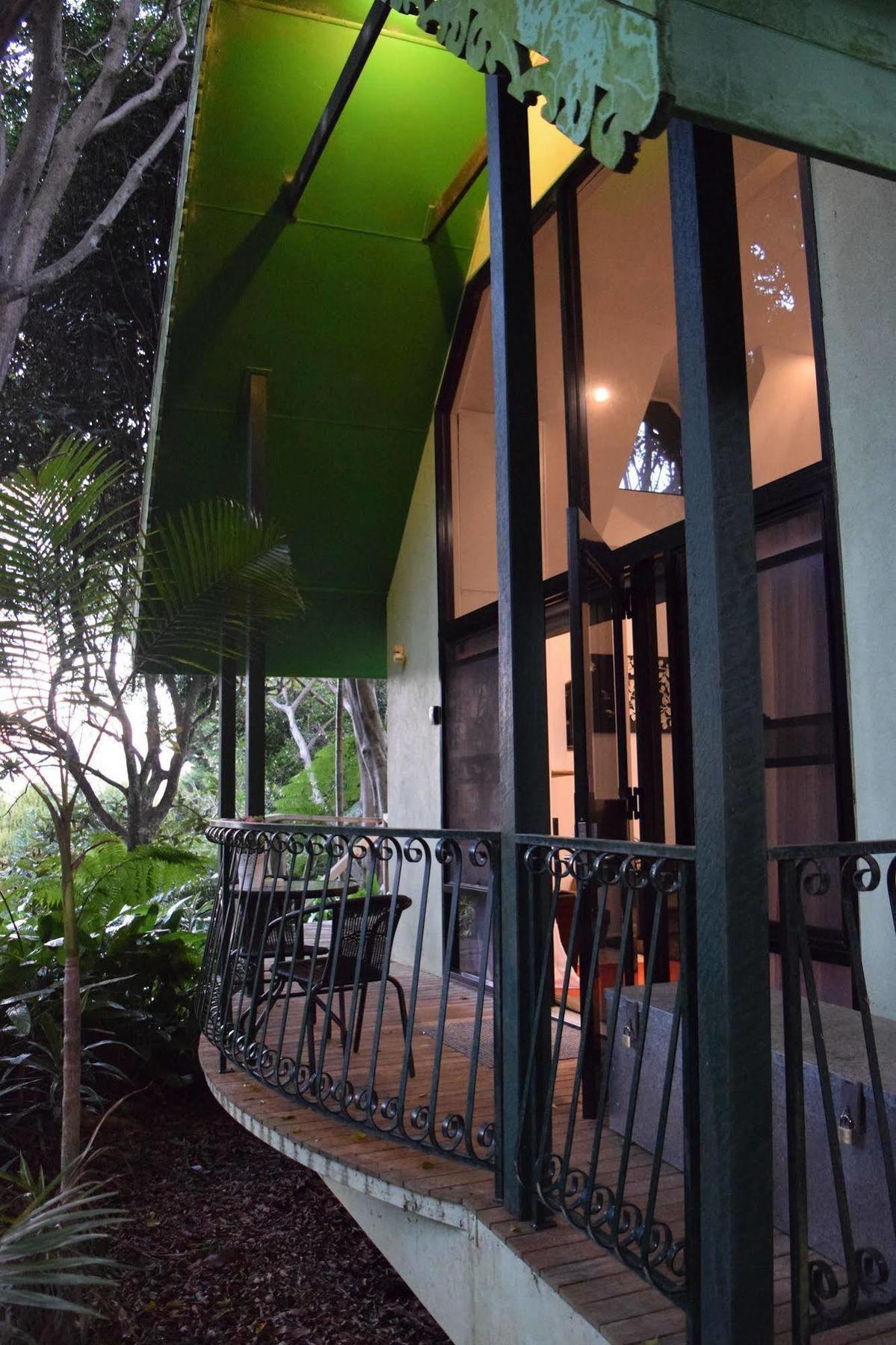 Chalet On Gallery Walk - King Bed, Spa, Fireplace, Wifi & Netflix, Linger A While Mount Tamborine Εξωτερικό φωτογραφία
